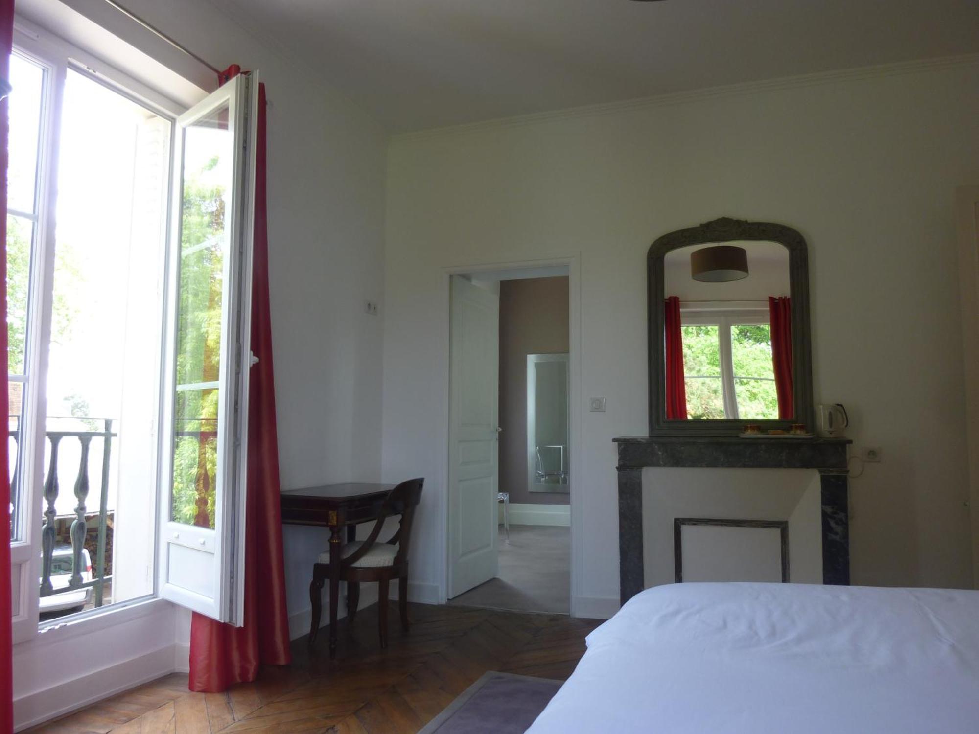 Cedre Et Charme Bed and Breakfast Saint-Branchs Εξωτερικό φωτογραφία