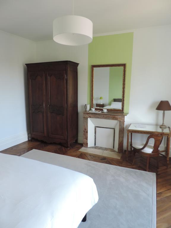 Cedre Et Charme Bed and Breakfast Saint-Branchs Εξωτερικό φωτογραφία