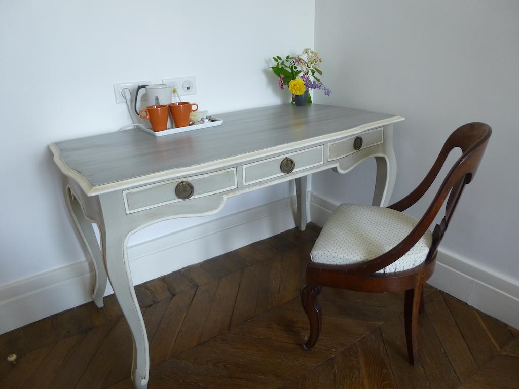 Cedre Et Charme Bed and Breakfast Saint-Branchs Δωμάτιο φωτογραφία