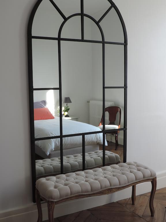 Cedre Et Charme Bed and Breakfast Saint-Branchs Δωμάτιο φωτογραφία