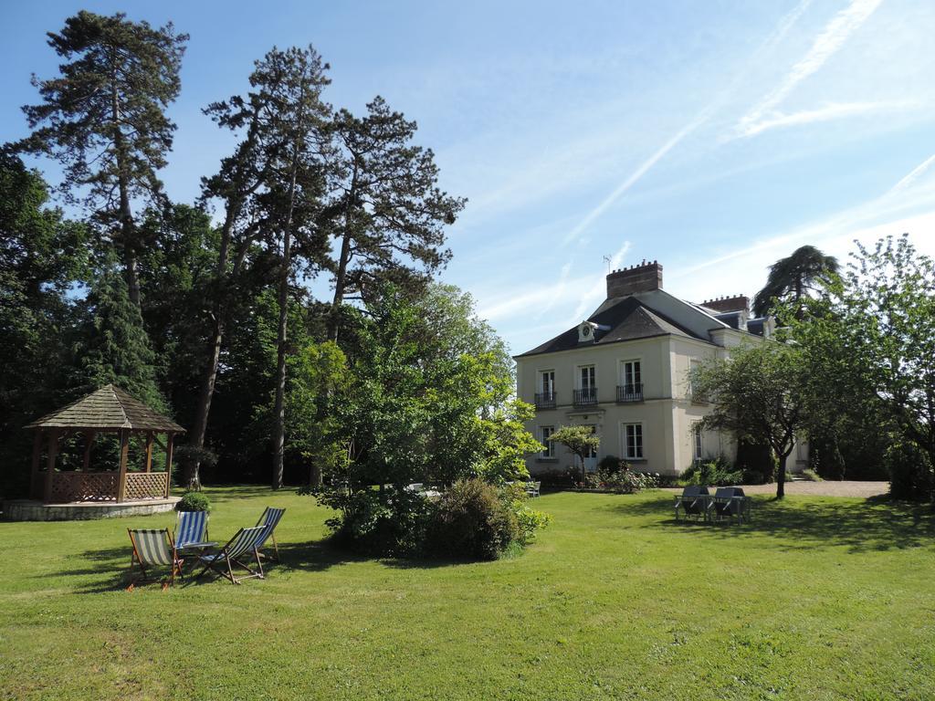 Cedre Et Charme Bed and Breakfast Saint-Branchs Εξωτερικό φωτογραφία